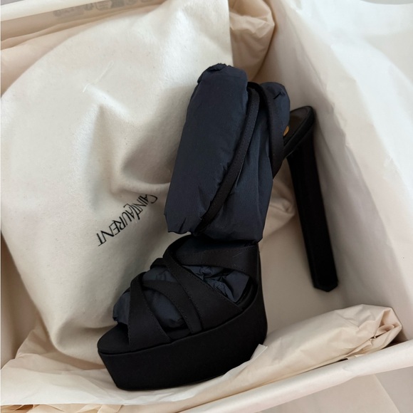 Saint Laurent Black Platform Heels - Picture 2 of 7